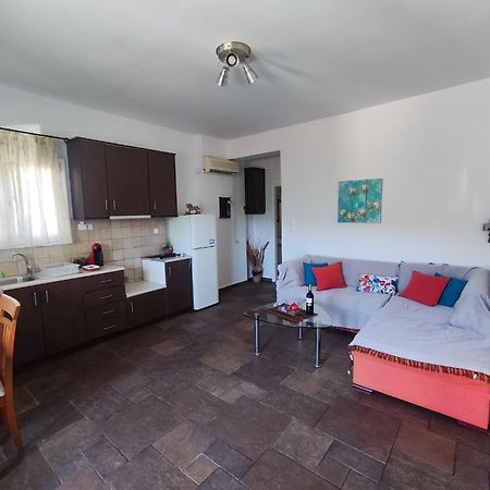 Portolos Apartments - Filiatro Vathy  Esterno foto