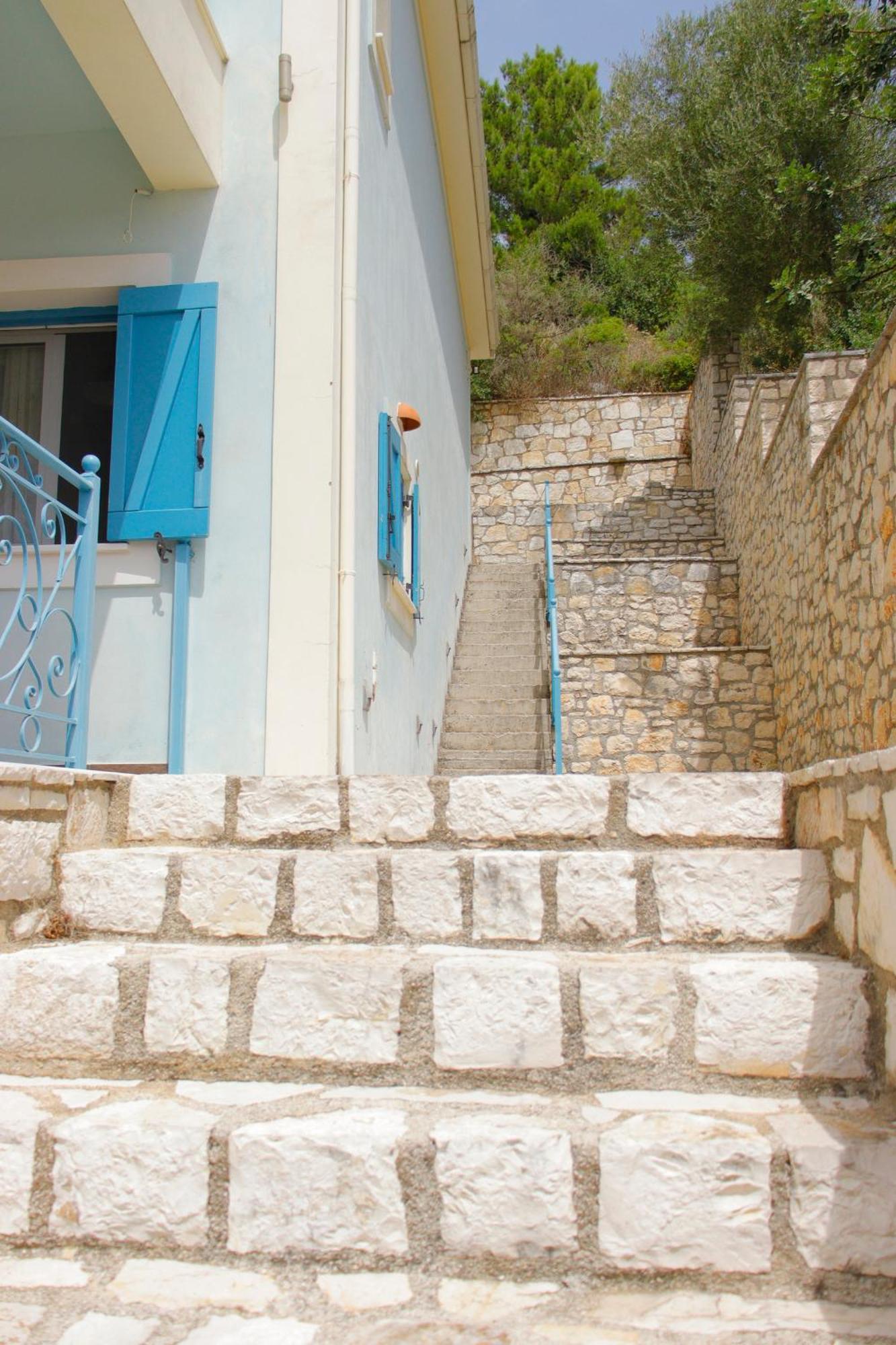 Portolos Apartments - Filiatro Vathy  Esterno foto